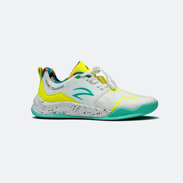 AZZA 5/4 Rookie kids' fencing shoes — lateral side view — Azza Sports