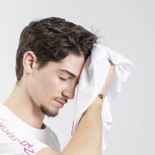 AZZA Fencing Cooling Towel — colour and pattern detail — Azza Sports